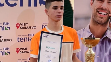 Photo of Sarajevski teniser Afan Neković postao prvak BiH u kategoriji do 16 godina