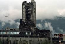 Photo of Prvi put zapaljena zgrada “Oslobođenja” 29.05.1992.
