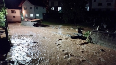 Photo of Nezapamćeno nevrijeme u Teočaku: Voda nosila automobile, jedno naselje je uništeno