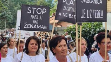Photo of Protestna šetnja u Sarajevu, Mostaru i Zenici: Da li kod nas vlada zakon jačeg i luđeg?