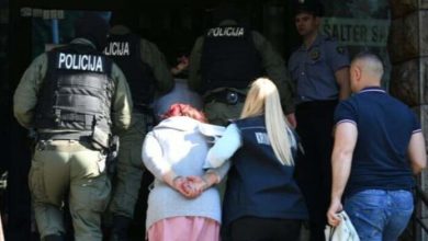 Photo of Nakon prijetnji optužena i za napad: Opasna Kakanjka zlostavlja žene u Visokom