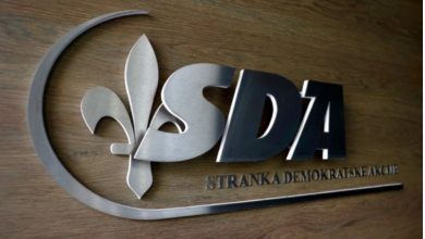 Photo of SDA: Tvrdnjama da Vukoja nema veze sa HDZ-om Trojka vrijeđa inteligenciju građana