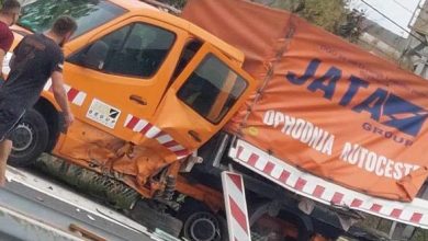 Photo of Teška nesreća kod Kaknja: Automobilom se zabio u vozilo ophodnje autocesta, pet osoba povrijeđeno