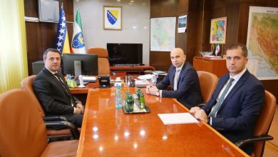 Photo of Premijer Pivić i gradonačelnik Ganić razgovarali o potrebnim ulaganjima Vlade u Visoko