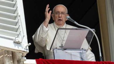 Photo of Papa Franjo: Ratovi su katastrofa za narode i poraz čovječanstva