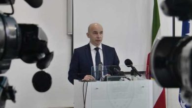 Photo of ZDK: Premijer Pivić uputio gradonačelniku Kasumoviću poziv za sastanak o statusu Kantonalne bolnice Zenica