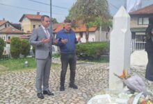 Photo of Gradonačelnik Ganić prisustvovao obilježavanju 14. godišnjice smrti generala Rasima Delića (Foto)